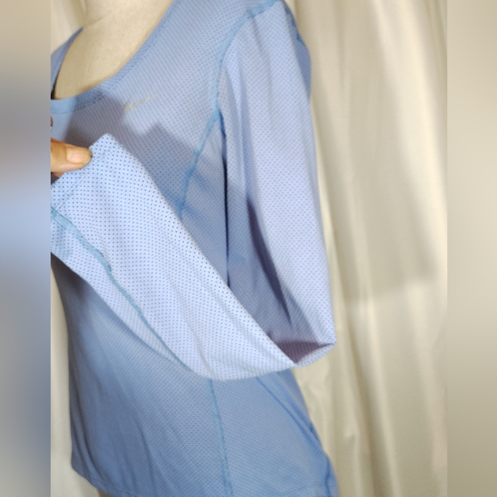 Nike Running Long Sleeve, Women Blue Dri-Fit  Breathable, Round Neck, S - Picture 11 of 12